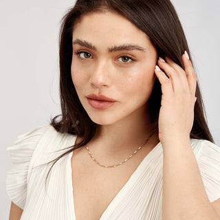 A elongated box chain with long box links made in solid gold with lobster clasp. Great for everyday ware. 